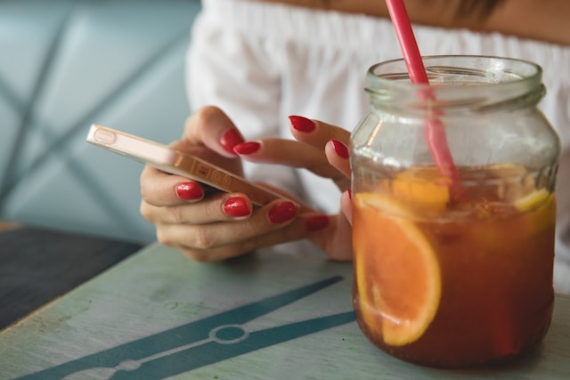 Orange Nails